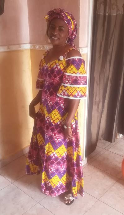 Denise 48 ans Yaounde Cameroun