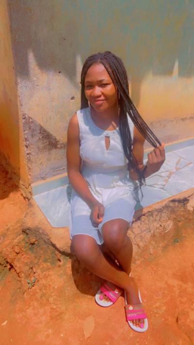 Vanessa 26 Jahre Yaounde Kamerun