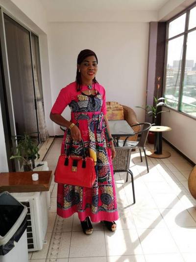 Sandrine 39 ans Yaoundé  Cameroun