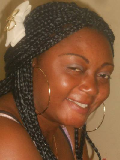 Suzie 38 ans Yaoundé Cameroun