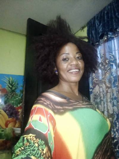 Genevieve 44 Jahre Yaoundé5 Kamerun