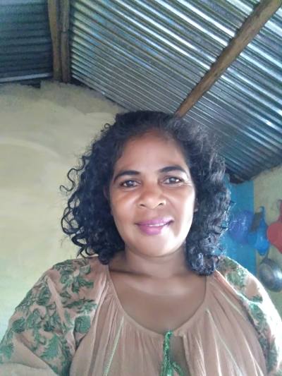 Cecile 47 years Antananarivo Madagascar