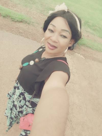 Lachoiana 34 ans Llibreville Gabon