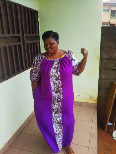 Sandrine 54 ans Yaounde Cameroun