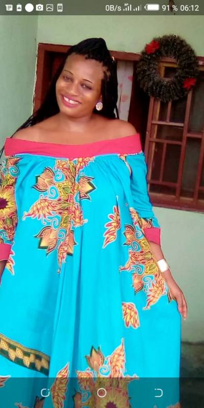 Jeanne 38 ans Yaoundé Cameroun