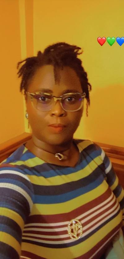 Florence 32 ans Douala  Cameroun