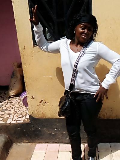 Nadine 41 years Yaoundé 4 Cameroon