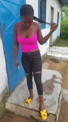 Gabriella 25 Jahre Yaoundé  Kamerun
