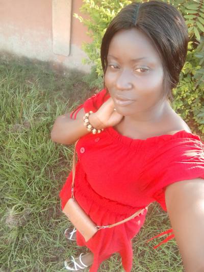 Justine 33 ans Bertoua 2ème Cameroun