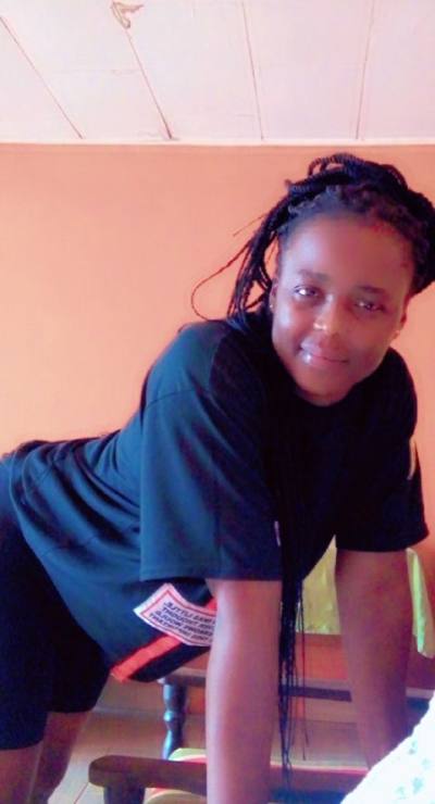 Estelle 38 ans Yaoundé 1 Cameroun