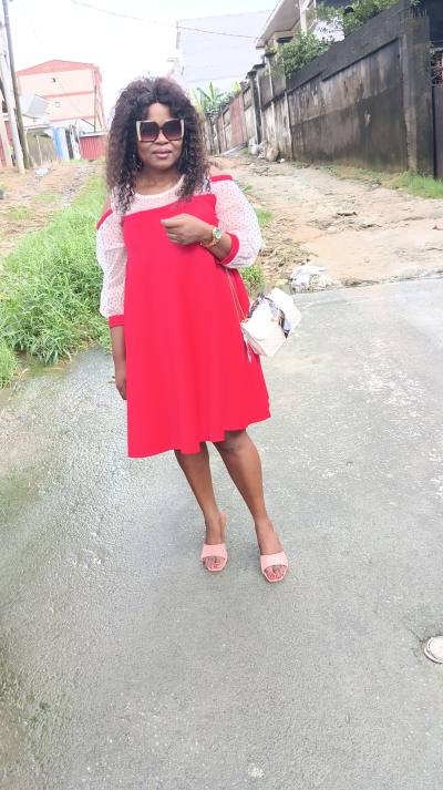 Nikelle 35 ans Douala  Cameroun