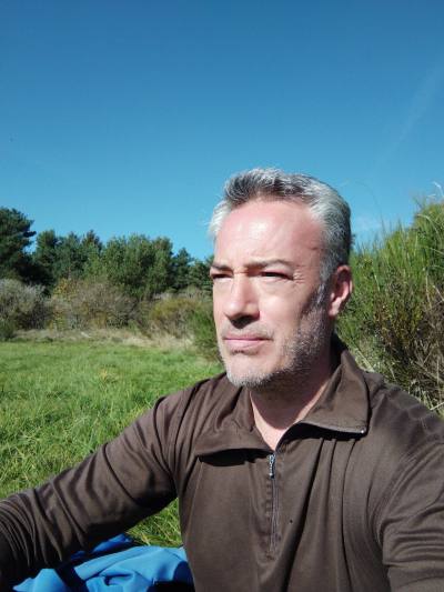 Franck 49 ans Clermont Ferrand  France