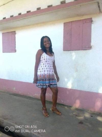 Noeline 48 ans Sambava Madagascar