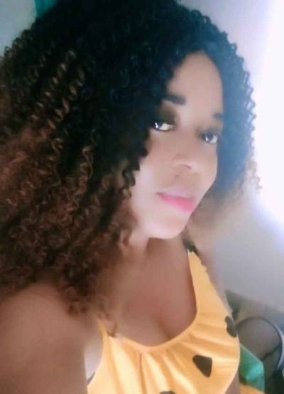 Marlyse 35 ans Yaoundé Cameroun