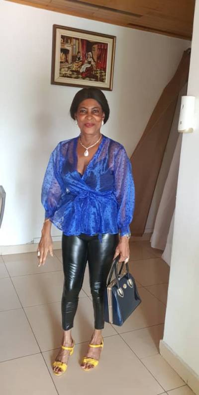 Jolie 59 ans Douala  Cameroun