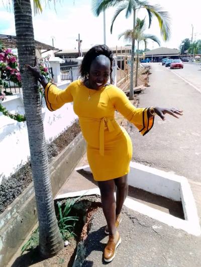 Benedicte 40 years Mfoundi Cameroon