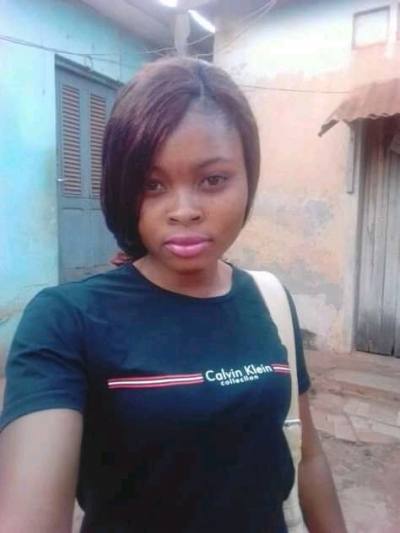 Charlene 28 ans Adiake Côte d'Ivoire