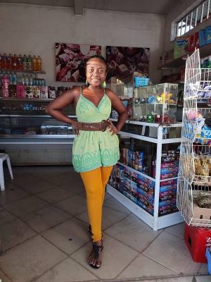 Elodie 25 ans Tananarive Madagascar