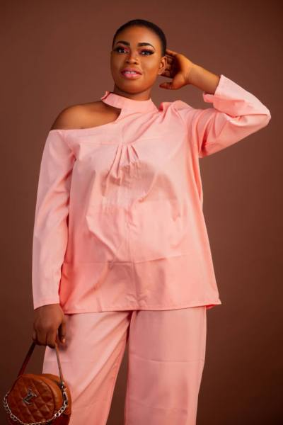 Lili 22 ans  Nkoranza  Ghana