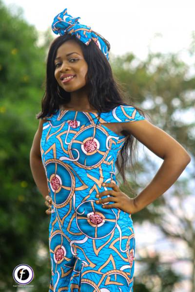 Anna 29 Jahre Douala  Kamerun