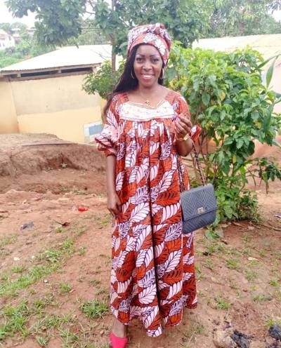 Helene 39 ans Yaounde Cameroun