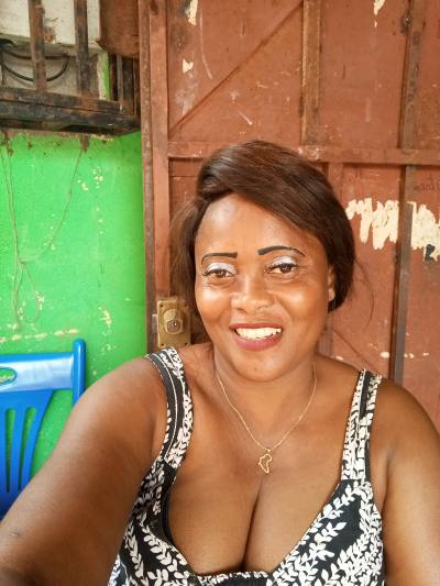 Jeanne 44 years Bulu Cameroon