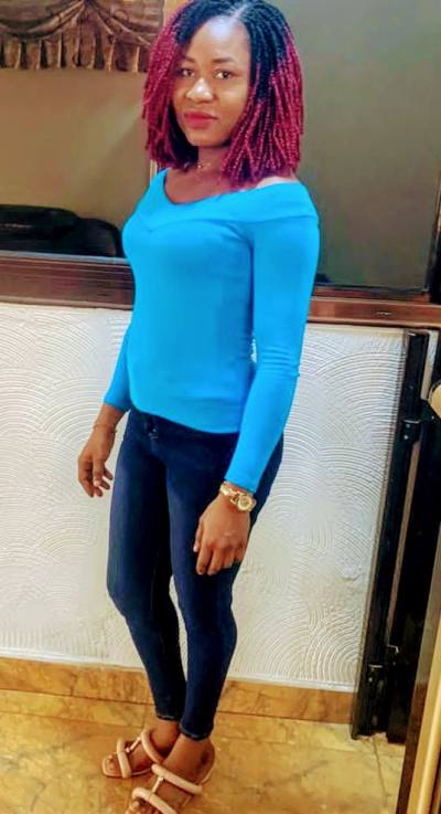 Aurela 34 ans Lomé  Togo
