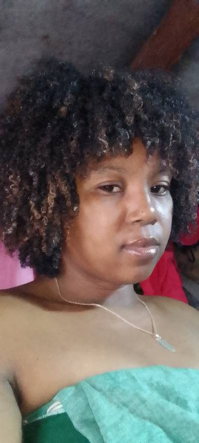 Hortense 32 ans Tamatave Madagascar