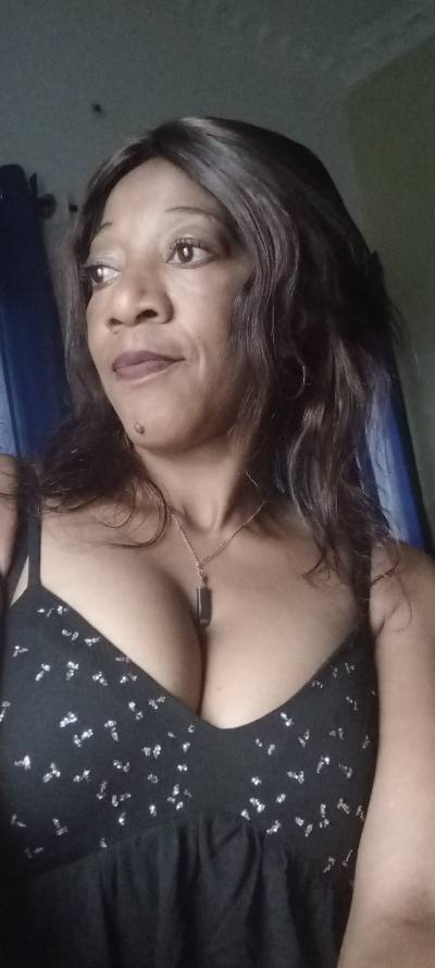 Michelle 37 ans Yaoundé 7 Cameroun