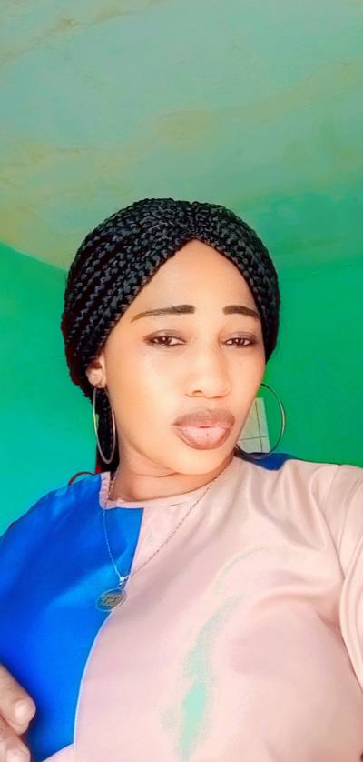 Carine 37 ans Yaoundé  Cameroun