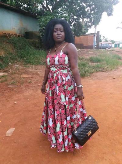 Marie-Laure 41 ans Yaoundé Cameroun