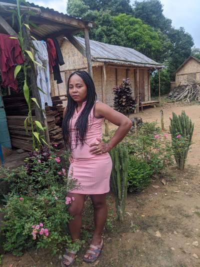 Jessica 33 ans Tamatave Madagascar