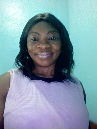 Melanie  58 ans Centre Cameroun