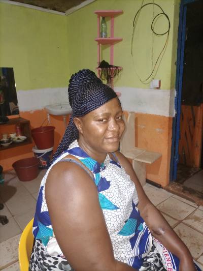 Annie 43 ans Yaoundé Cameroun