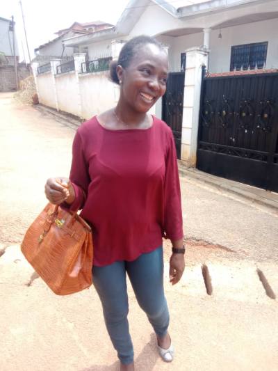 Virginie 41 ans Yaoundé Cameroun