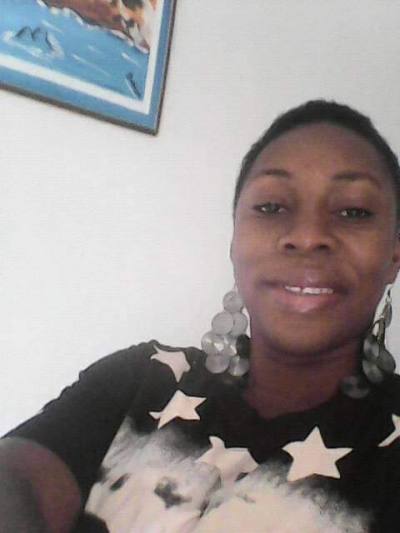 Carine 37 ans Abidjan  Côte d'Ivoire