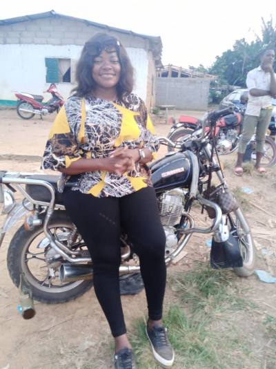 La reine 38 ans Sud  Cameroun