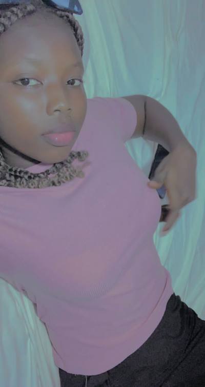 Lyse 21 ans Dakar  Sénégal