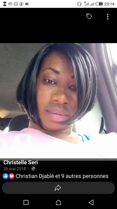 Christelle 29 Jahre Cocody Elfenbeinküste