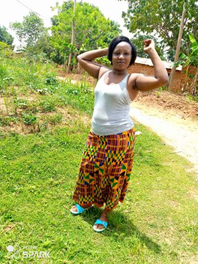 Mandy 31 years Cameroun Cameroon