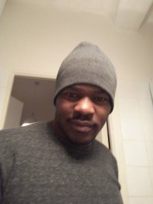 Alphonse 37 ans Ponte San Giovanni Italie