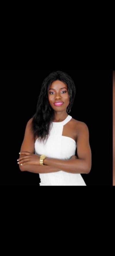 Christelle 36 ans Douala  Cameroun