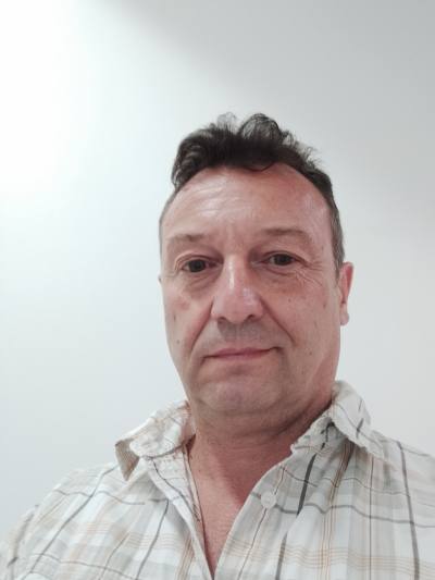 Stephane 47 years Autreches France