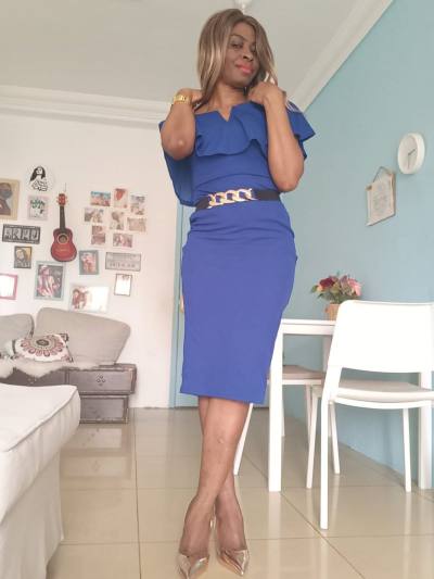 Lucie 40 ans Mfoundi Cameroun