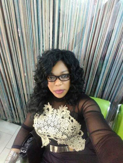 Karine 37 ans Yaoundé Cameroun