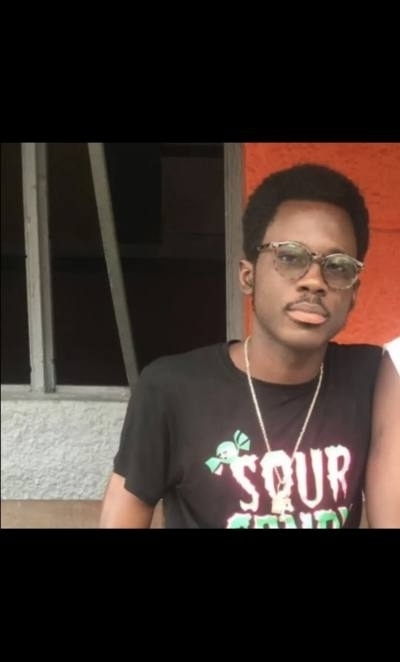 Augustin 33 ans Abidjan  France