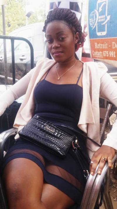 Marie 33 ans Yaounde Cameroun