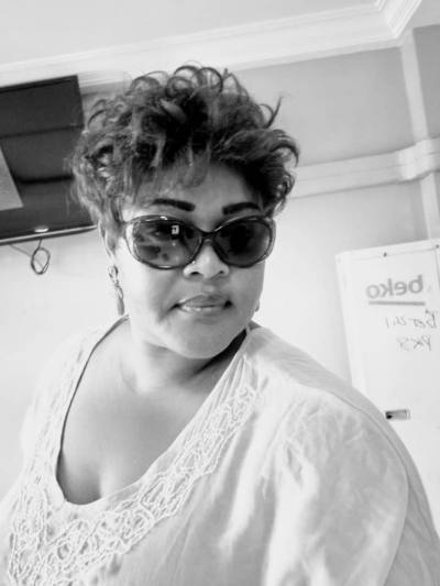 Lauriane 41 ans Libourne  France
