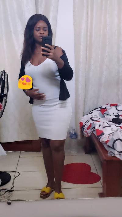 Marina 32 ans Abidjan Côte d'Ivoire