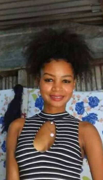 Hakimia 26 ans Sambava Madagascar